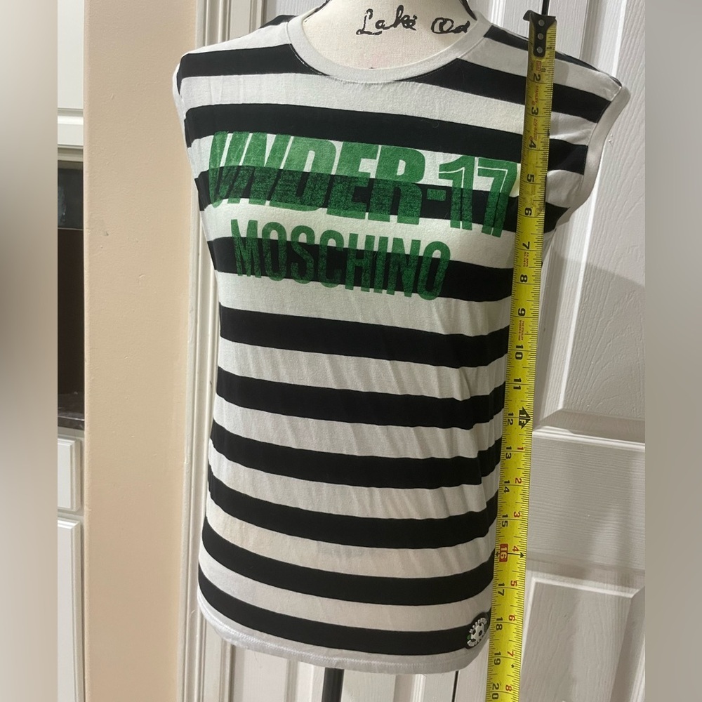 Moschino T-shirt - Picture 5 of 9